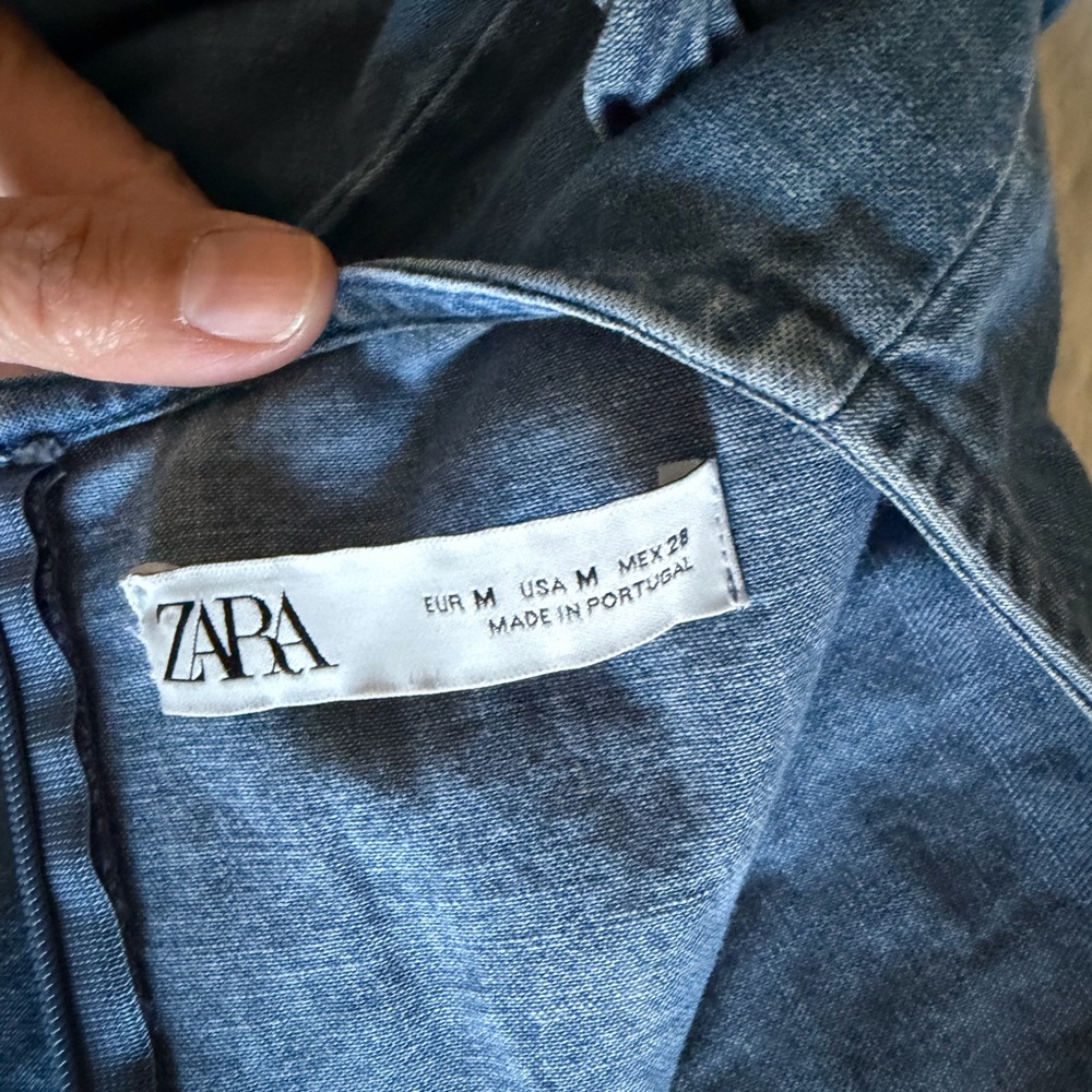 Zara chambray/Denim Blouse - Picture 6 of 10